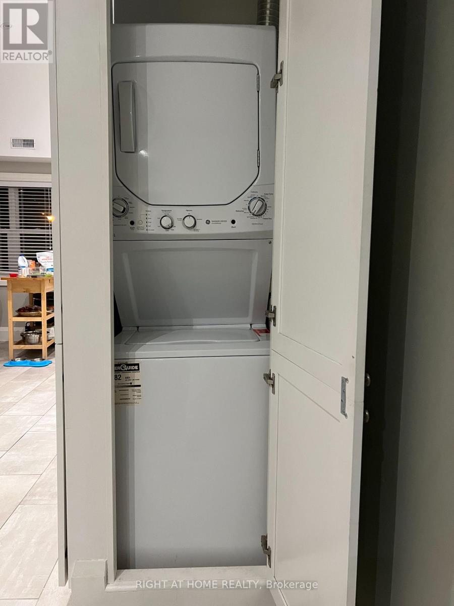 Unit 3 - 158 Lisgar Street, Toronto, Ontario  M6J 3G3 - Photo 7 - C12592860