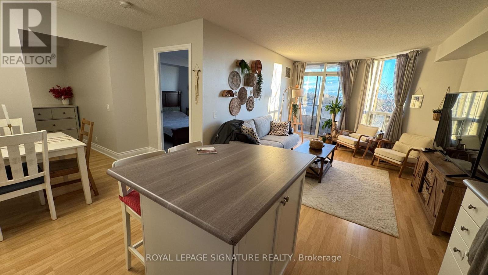 521 - 80 Harrison Garden Boulevard, Toronto, Ontario M2N 7E3 - Photo 8 - C12593414