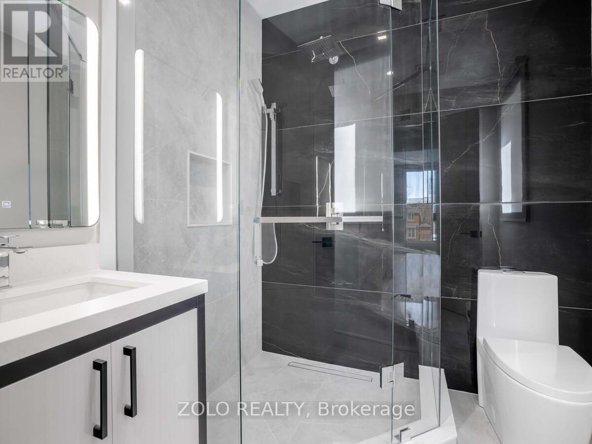 151 Dewbourne Avenue, Toronto, Ontario  M6C 1Z1 - Photo 16 - C12594690