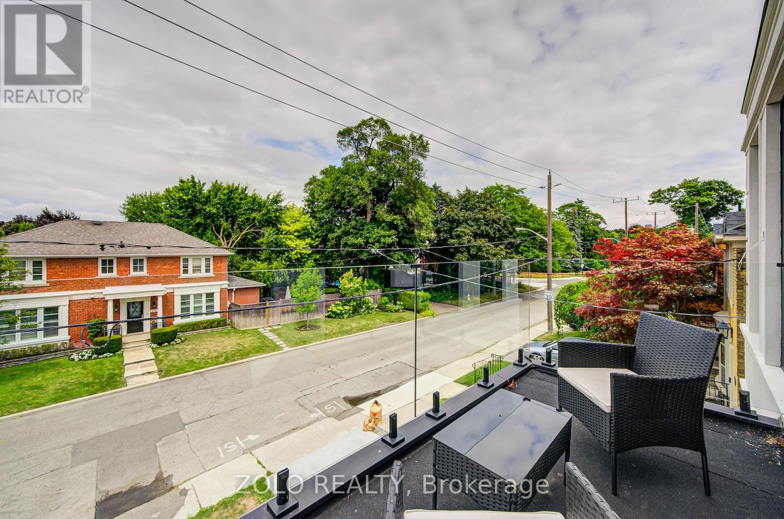 151 Dewbourne Avenue, Toronto, Ontario  M6C 1Z1 - Photo 17 - C12594690