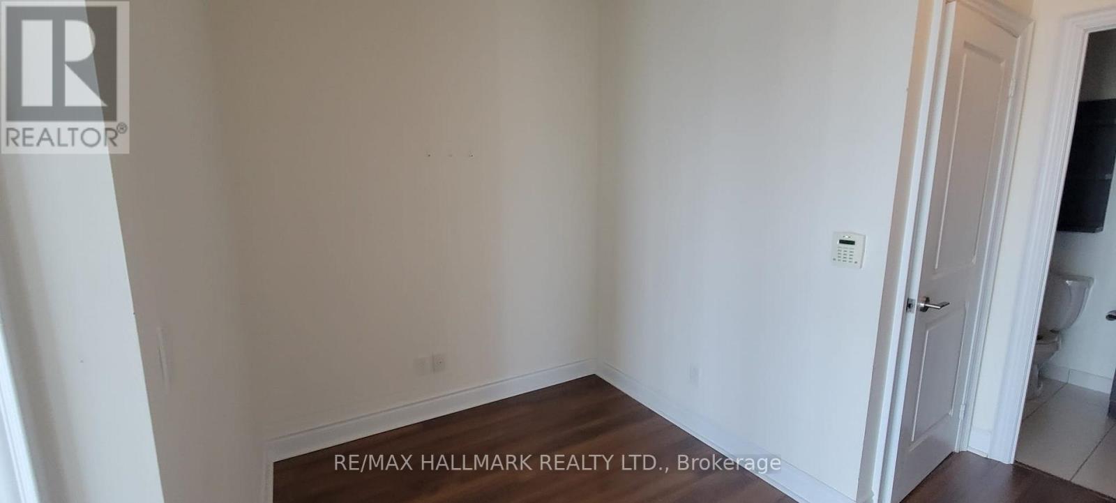 2301 - 28 Ted Rogers Way, Toronto, Ontario  M4Y 2J4 - Photo 8 - C12594712