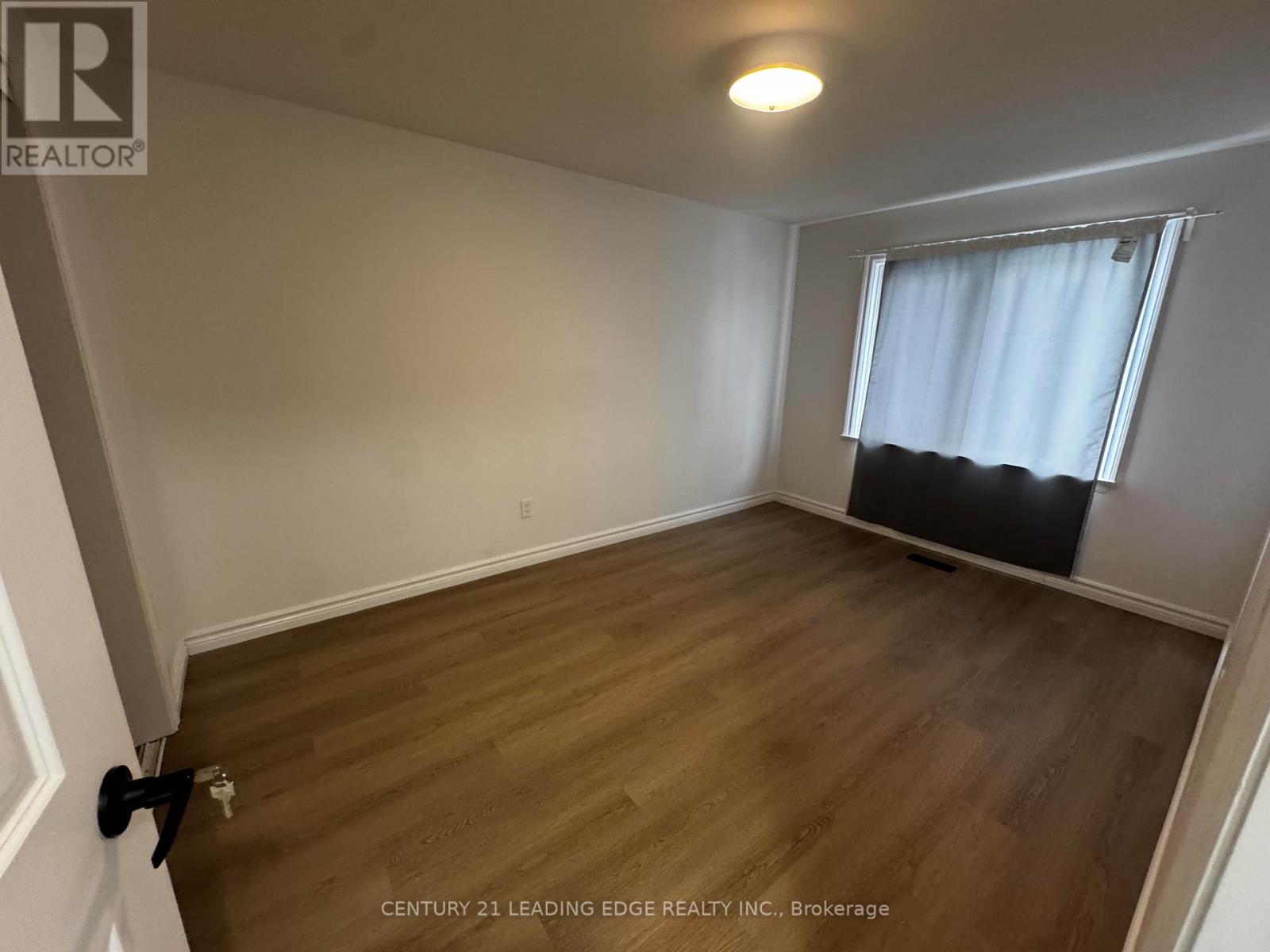 Main - 61 Shellamwood Trail, Toronto, Ontario  M1S 2M9 - Photo 13 - E12594640