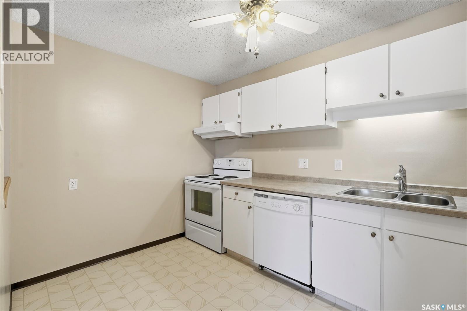 303 205 Kingsmere Boulevard, Saskatoon, Saskatchewan  S7J 4J6 - Photo 4 - SK024968