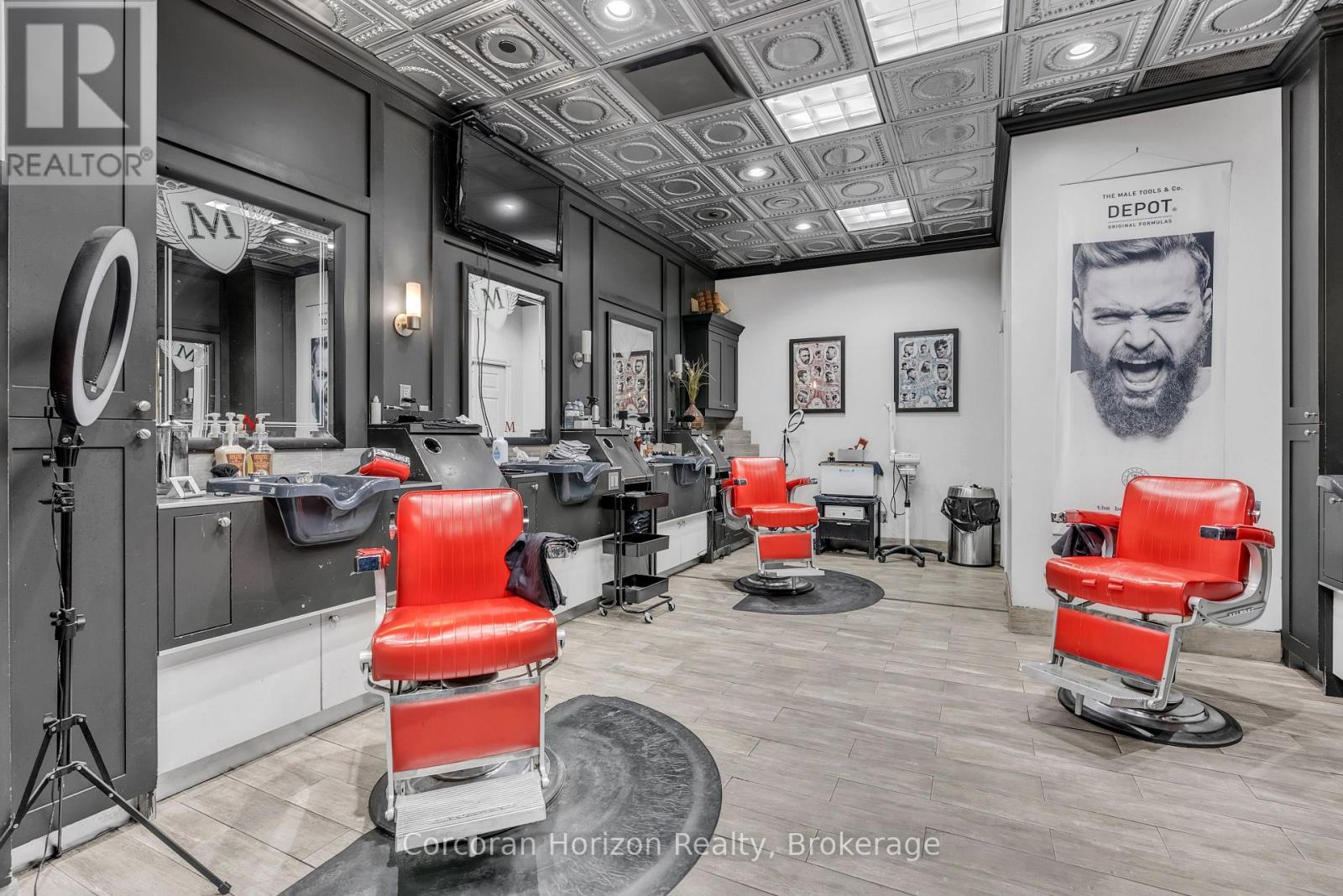 168 - 2 King Street W, Hamilton (Central), Ontario  L8P 1A1 - Photo 5 - X12594774