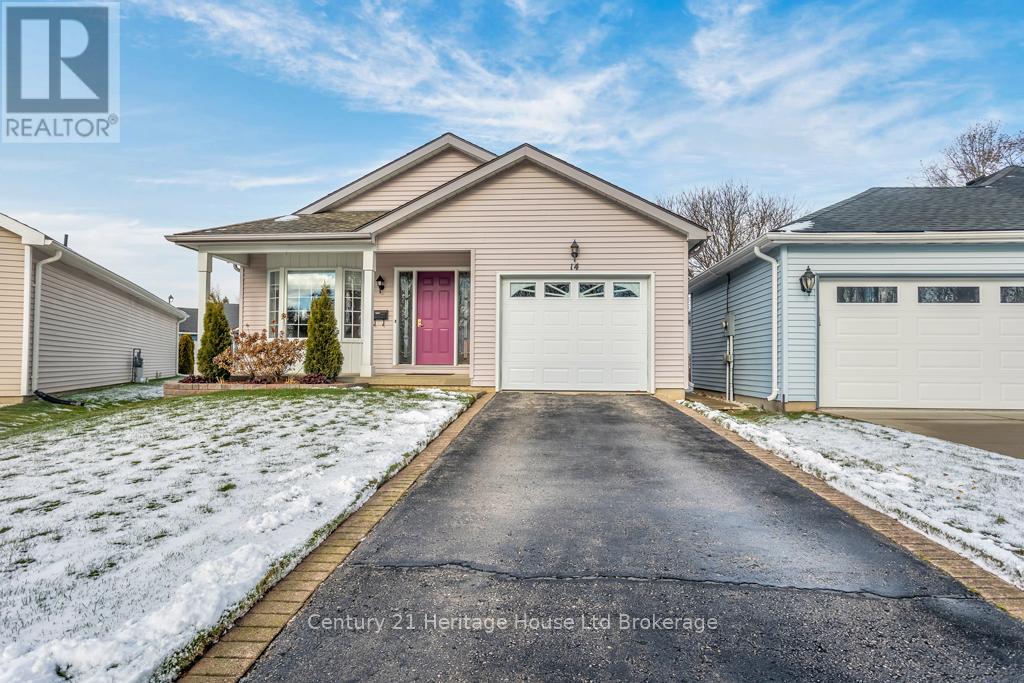 14 Mcdonald Court, Tillsonburg, Ontario N4G 5L8 - Photo 2 - X12594848