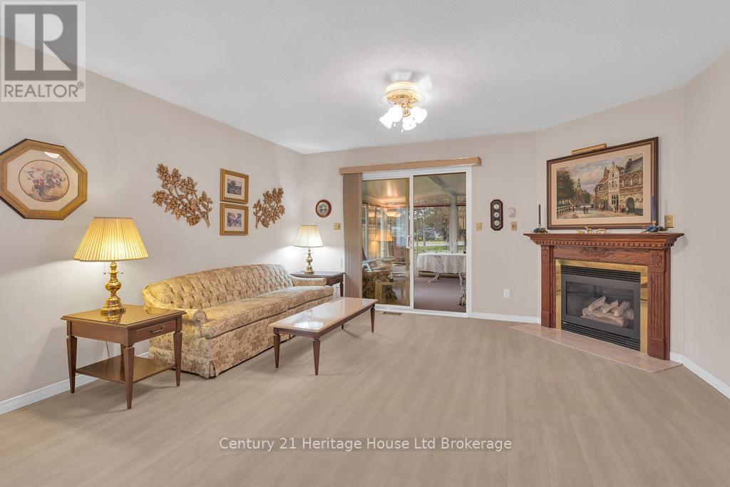 14 Mcdonald Court, Tillsonburg, Ontario N4G 5L8 - Photo 5 - X12594848