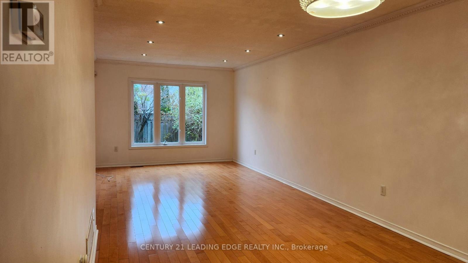 7 Angela Court, Markham, Ontario  L3S 4K8 - Photo 6 - N12594632