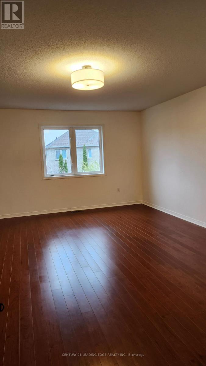 7 Angela Court, Markham, Ontario  L3S 4K8 - Photo 7 - N12594632