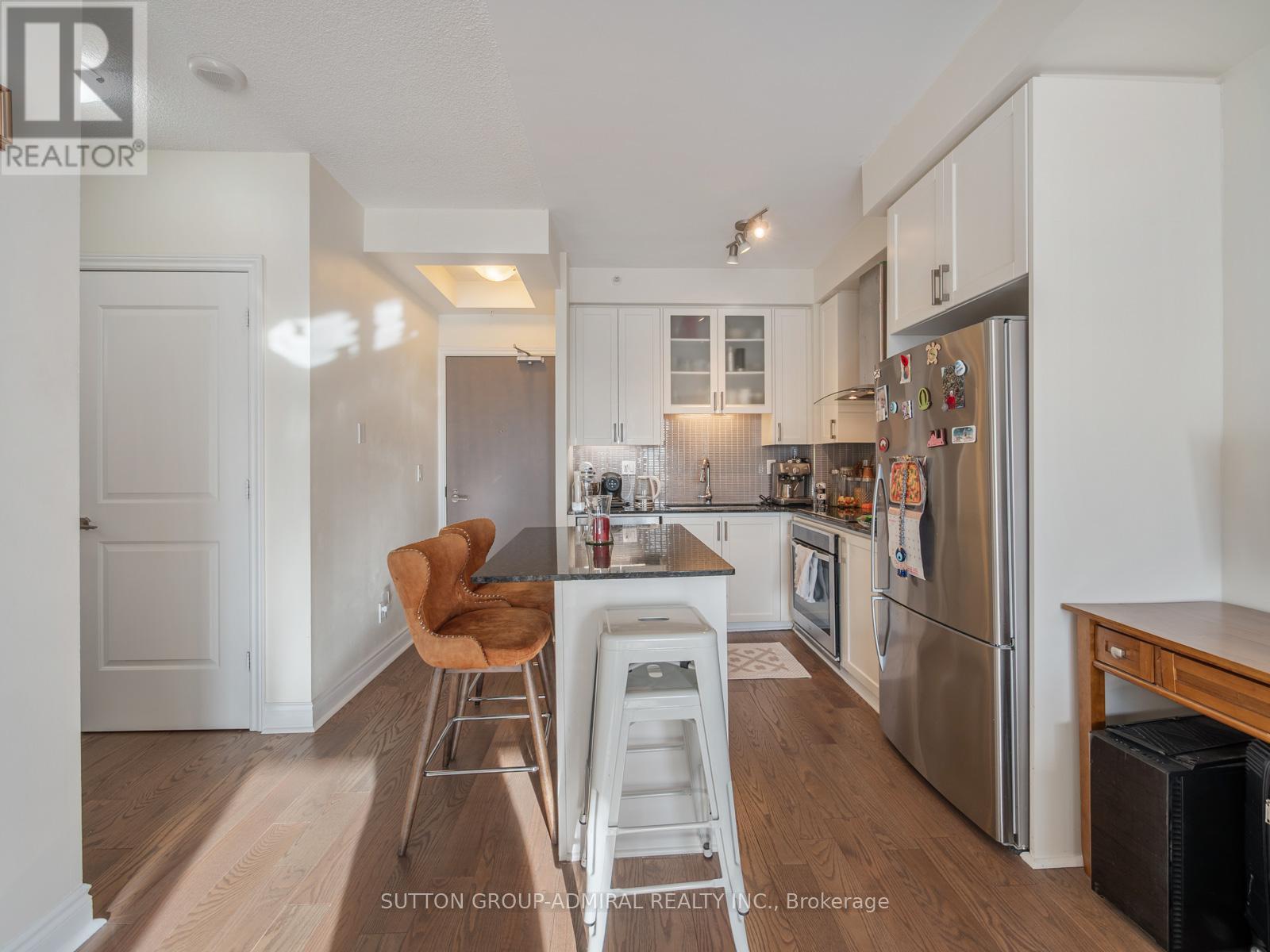 909a - 9088 Yonge Street, Richmond Hill, Ontario  L4C 0Y6 - Photo 6 - N12594696