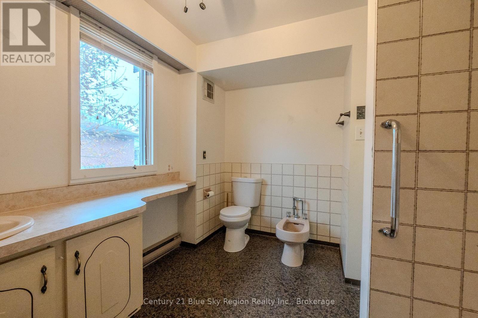 12 Rowe Avenue, North Bay, Ontario  P1A 1W9 - Photo 26 - X12594846