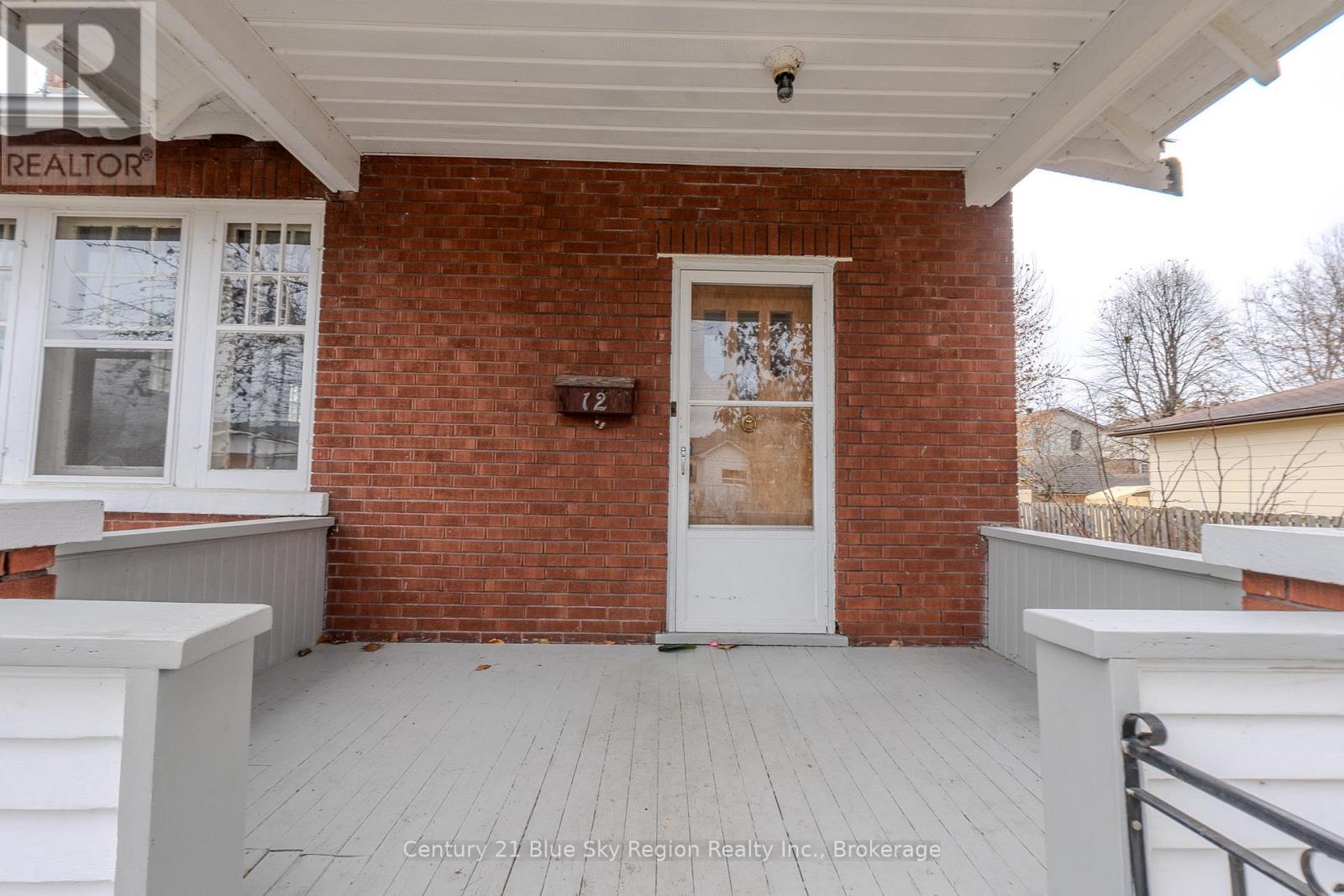 12 Rowe Avenue, North Bay, Ontario  P1A 1W9 - Photo 3 - X12594846