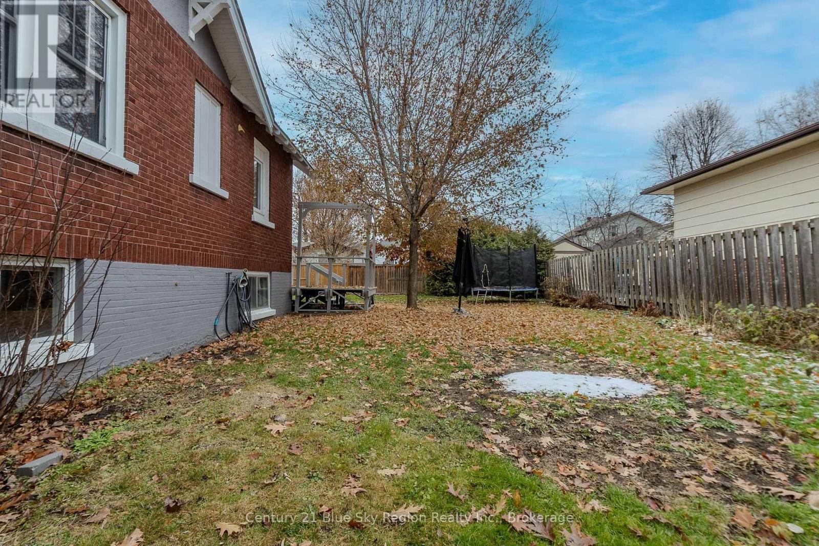 12 Rowe Avenue, North Bay, Ontario  P1A 1W9 - Photo 44 - X12594846