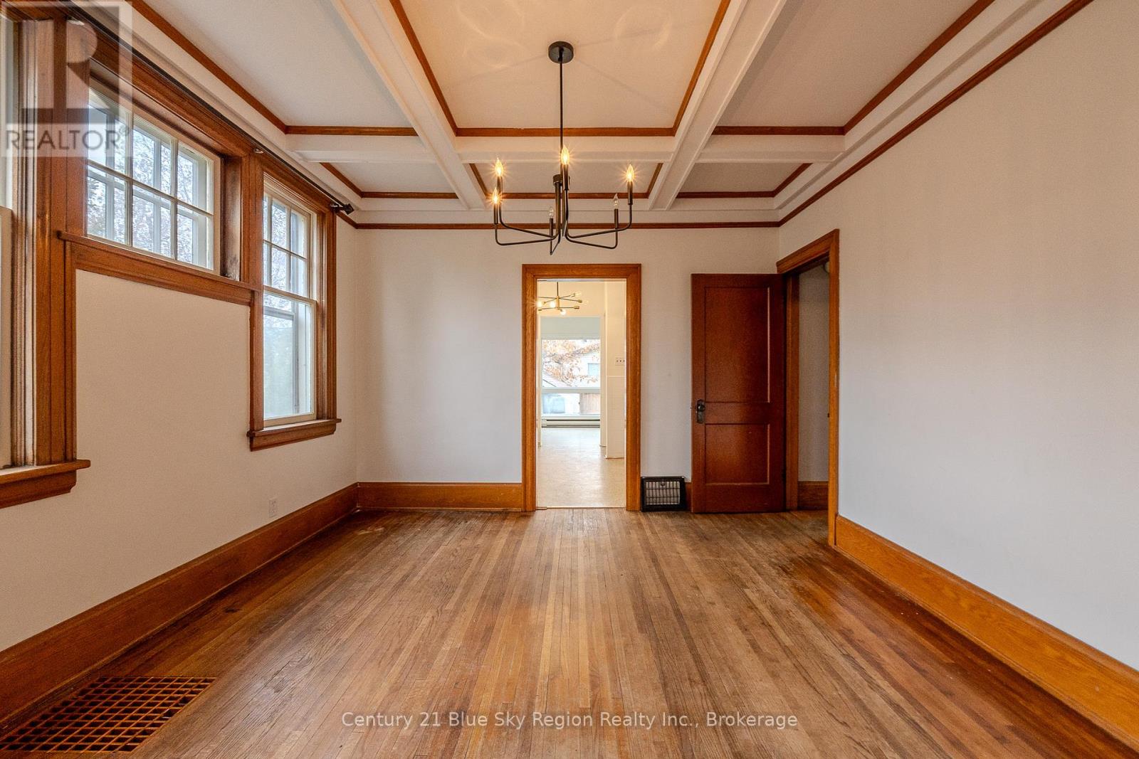 12 Rowe Avenue, North Bay, Ontario  P1A 1W9 - Photo 8 - X12594846