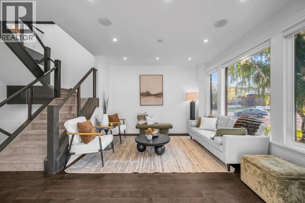 2640 28 Street Sw, Calgary, Alberta T3E 2J1 - Photo 1 - A2257281