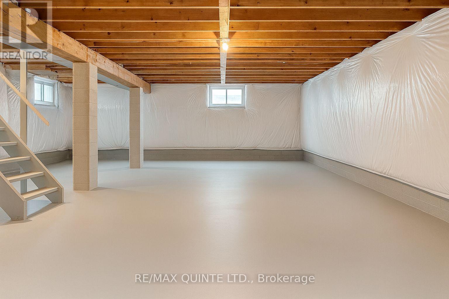 25 Union Street, Belleville, Ontario  K8P 2B5 - Photo 14 - X12594870