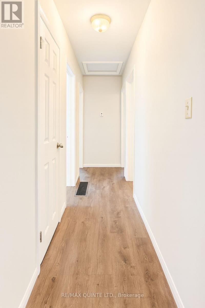 25 Union Street, Belleville, Ontario  K8P 2B5 - Photo 8 - X12594870