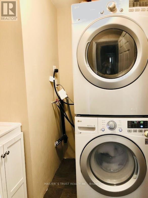 Ground - 30 Kennedy Lane, Whitchurch-Stouffville, Ontario L0H 1G0 - Photo 4 - N12480896