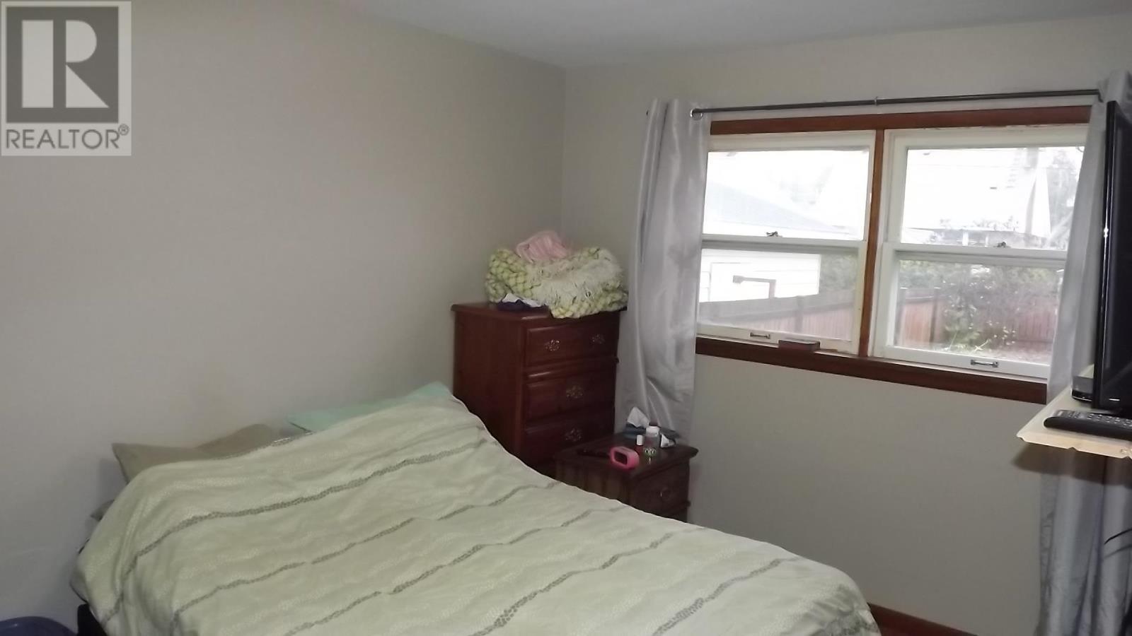 23 Blackwell Rd, Elliot Lake, Ontario  P5A 1G4 - Photo 10 - SM253393