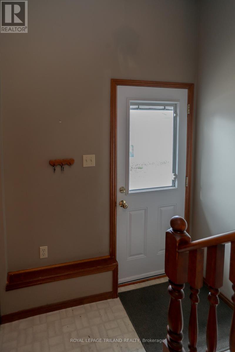 170 Forest Avenue, St. Thomas, Ontario  N5R 2K2 - Photo 19 - X12594826