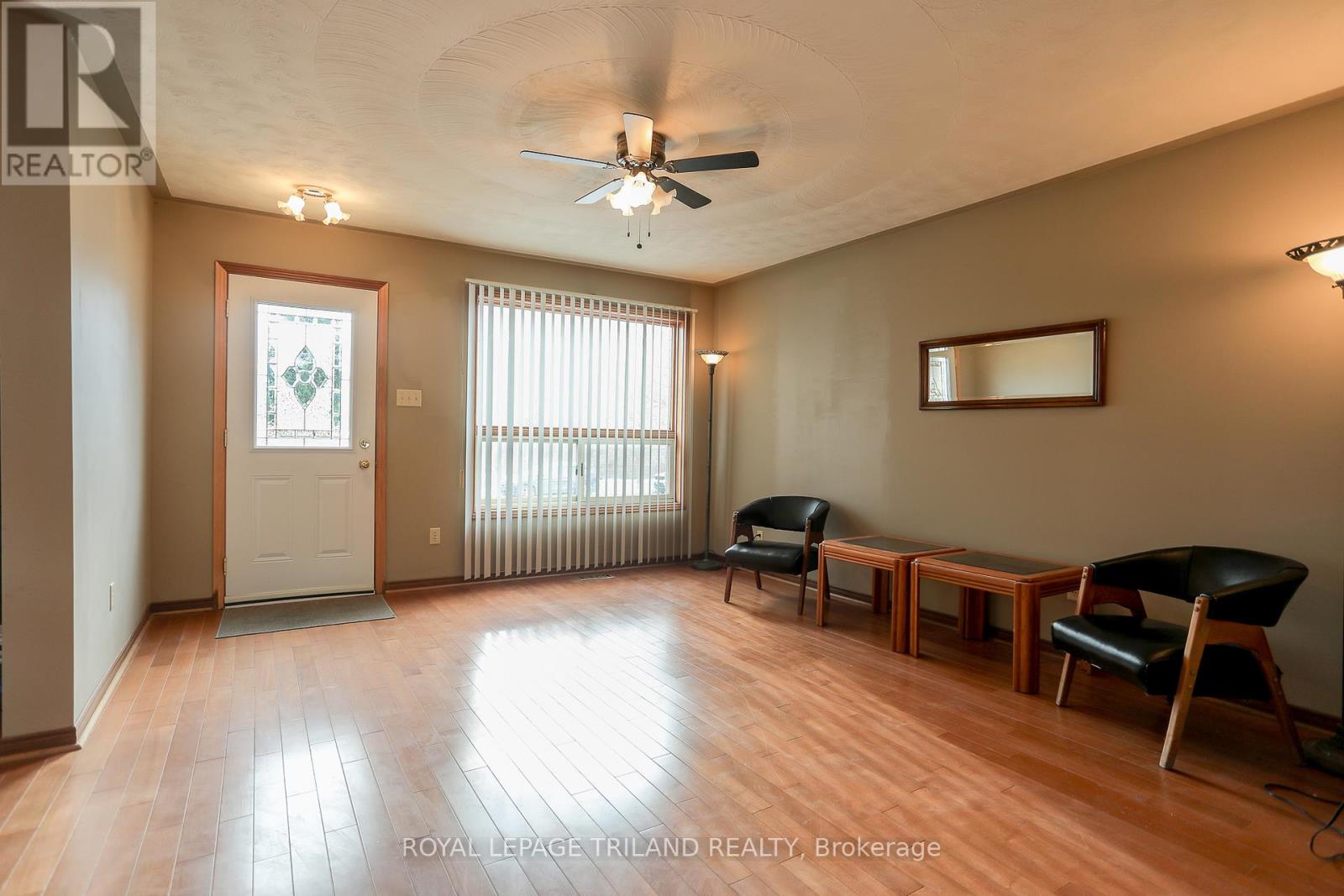 170 Forest Avenue, St. Thomas, Ontario  N5R 2K2 - Photo 2 - X12594826