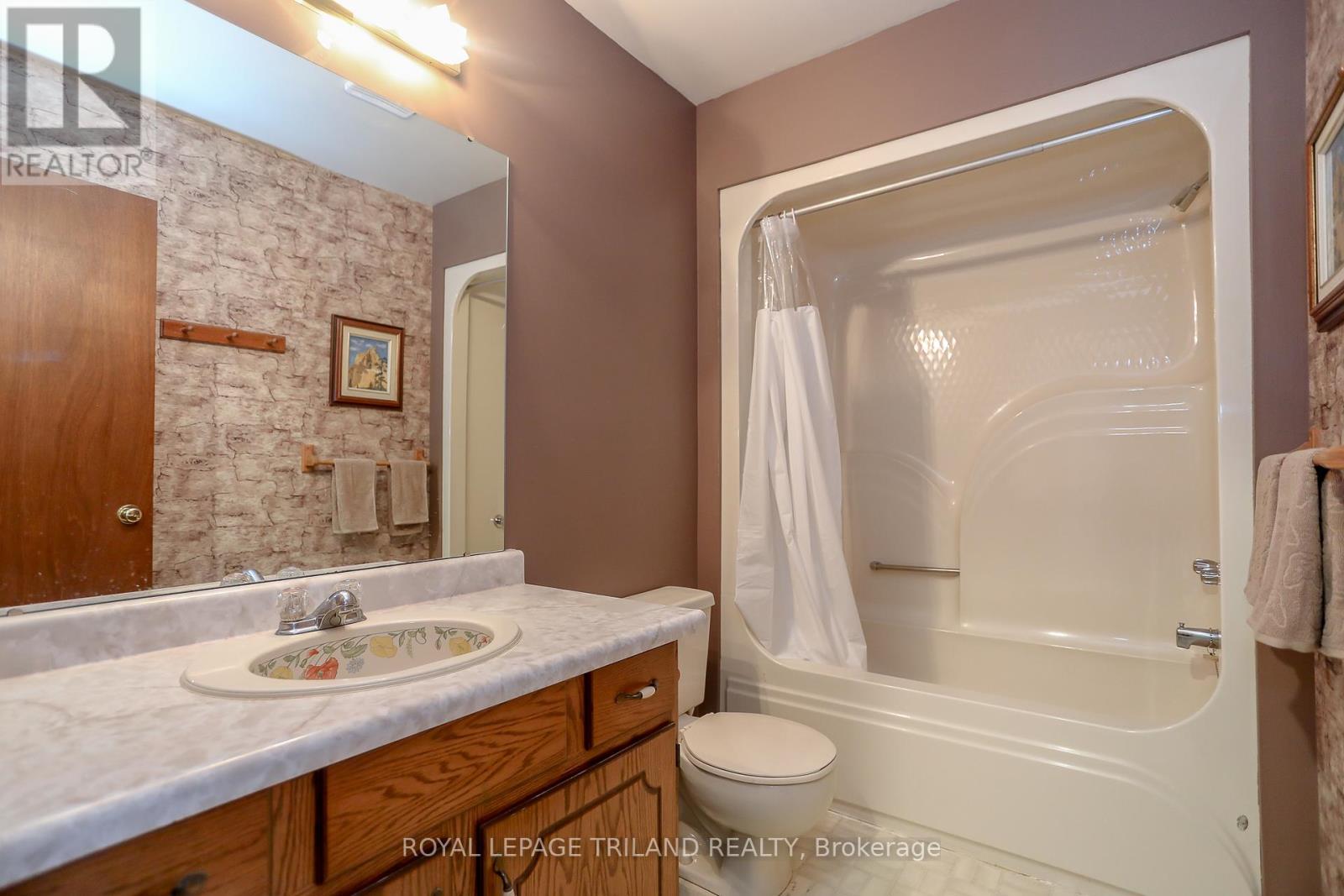 170 Forest Avenue, St. Thomas, Ontario  N5R 2K2 - Photo 5 - X12594826