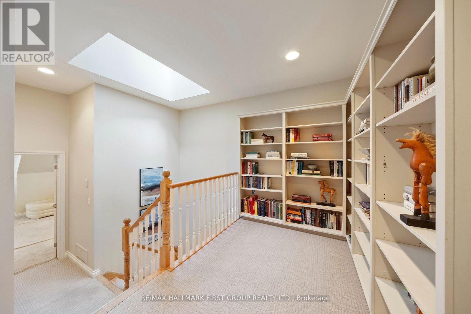 257 Roseland Crescent, Burlington, Ontario  L7N 1S4 - Photo 30 - W12594654