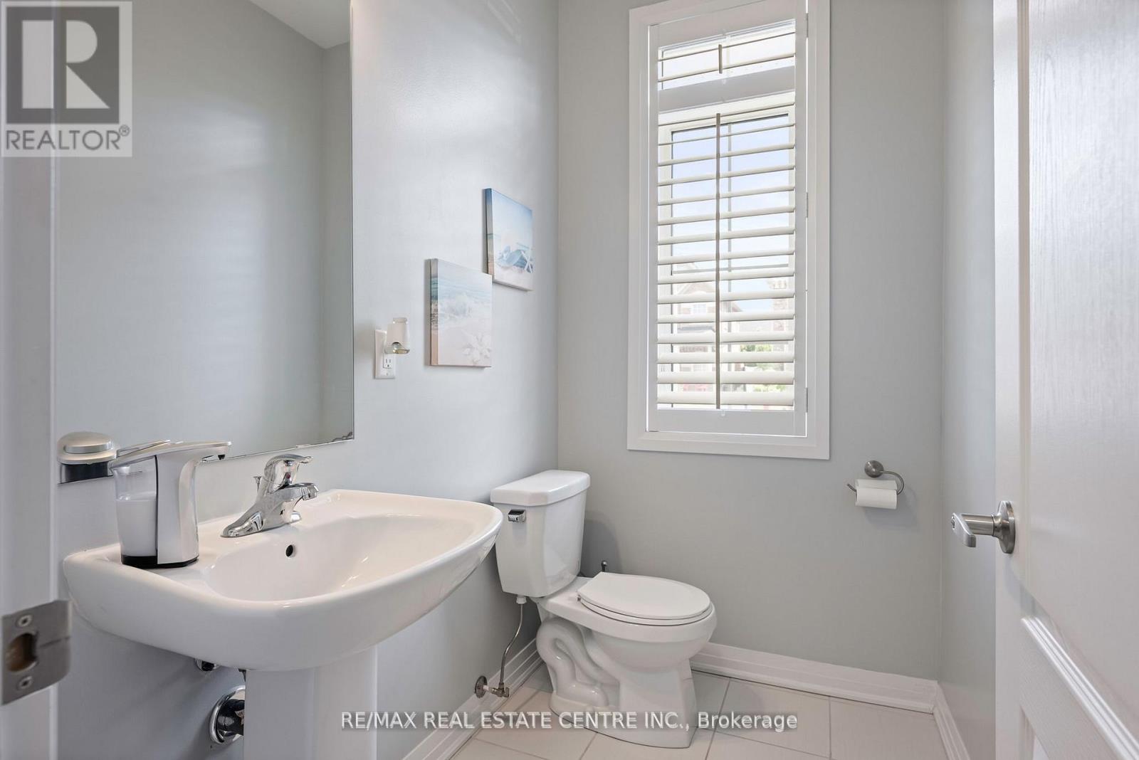 9 Porter Drive, Orangeville, Ontario L9W 6Z4 - Photo 12 - W12594658