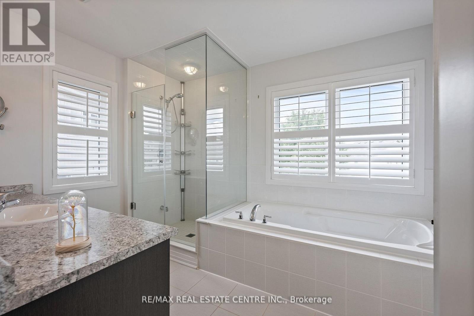 9 Porter Drive, Orangeville, Ontario L9W 6Z4 - Photo 23 - W12594658