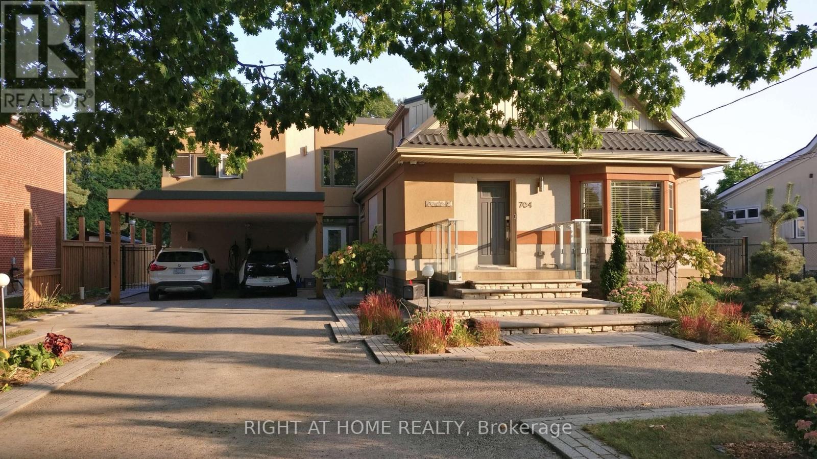 704 Cedar Avenue, Burlington, Ontario  L7T 2R7 - Photo 41 - W12594694