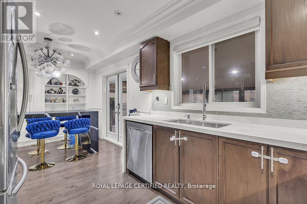 21 Dunure Crescent, Brampton, Ontario  L7A 2Y5 - Photo 17 - W12594704