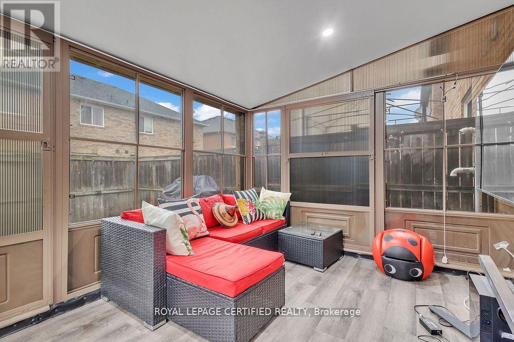 21 Dunure Crescent, Brampton, Ontario  L7A 2Y5 - Photo 18 - W12594704