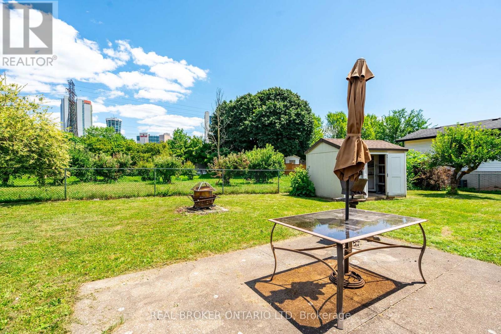 5712 Sunnylea Crescent, Niagara Falls, Ontario  L2G 2R9 - Photo 32 - X12532116