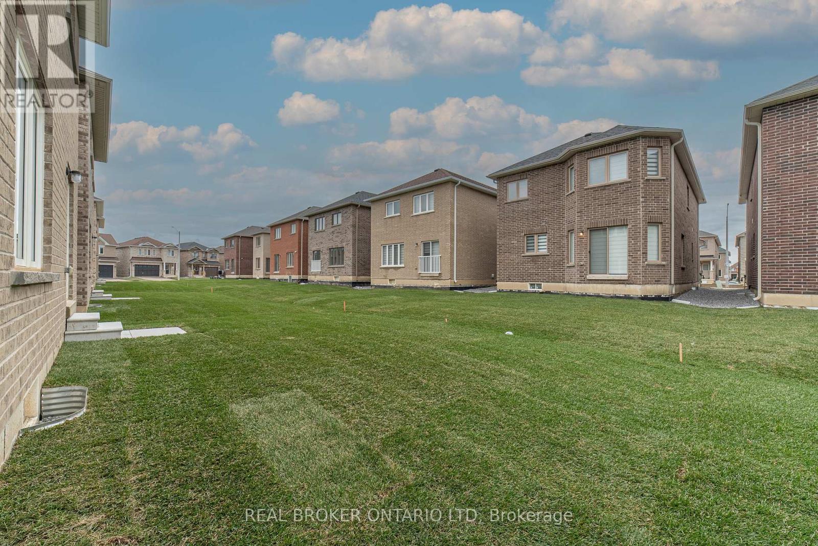 225 Palace Street, Thorold, Ontario  L2V 5G7 - Photo 46 - X12554330