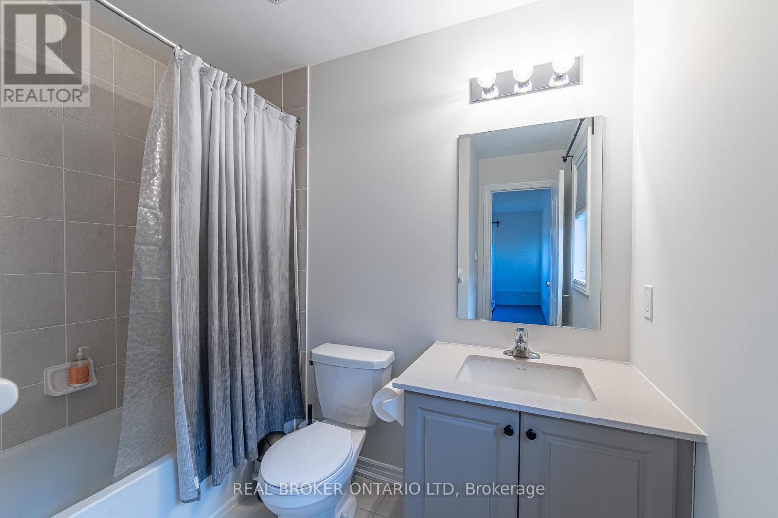 225 Palace Street, Thorold, Ontario  L2V 5G7 - Photo 31 - X12554330