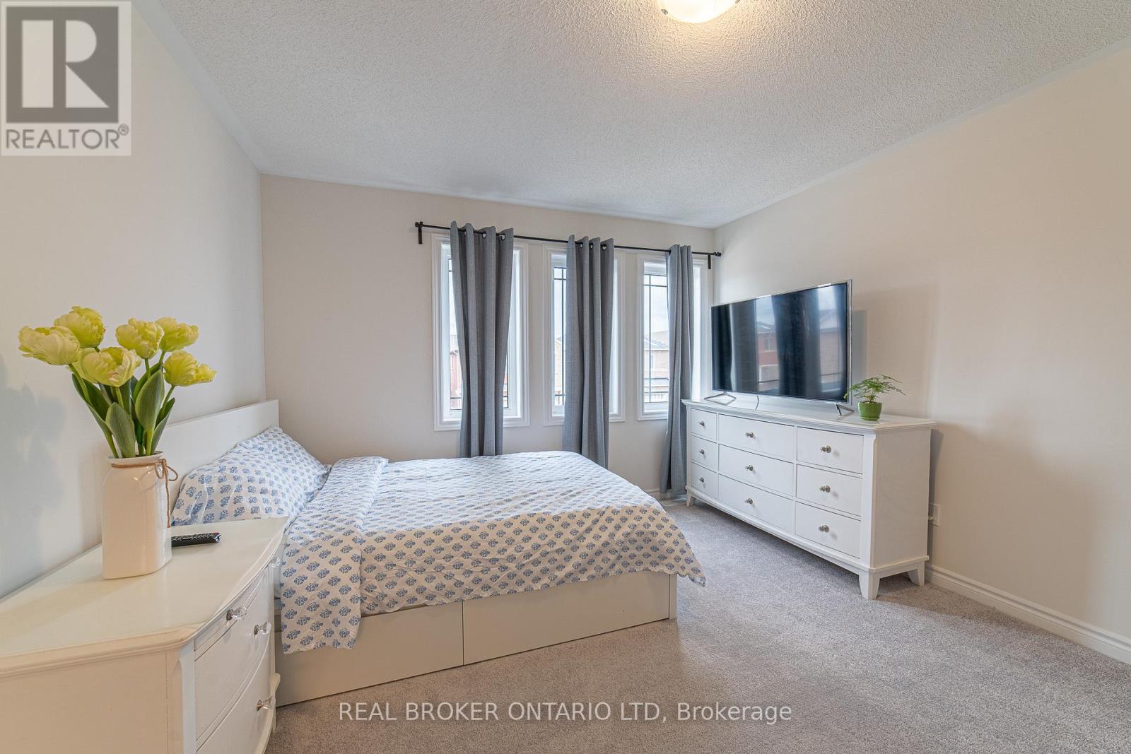 225 Palace Street, Thorold, Ontario  L2V 5G7 - Photo 30 - X12554330