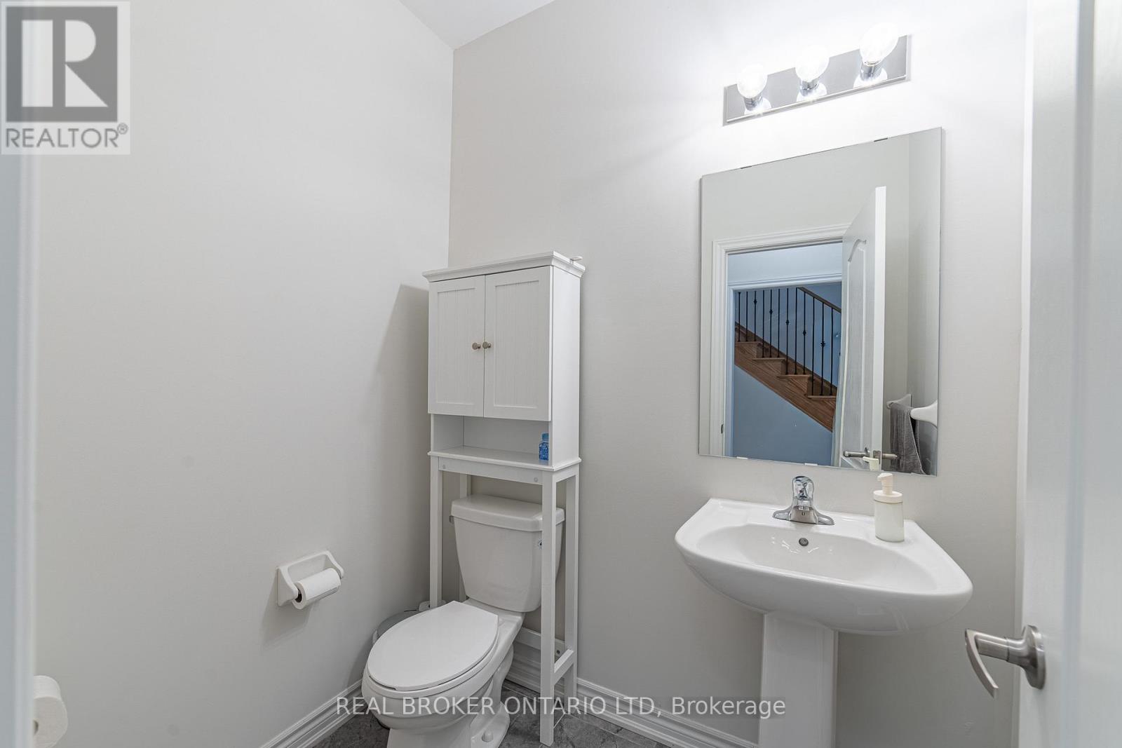 225 Palace Street, Thorold, Ontario  L2V 5G7 - Photo 21 - X12554330