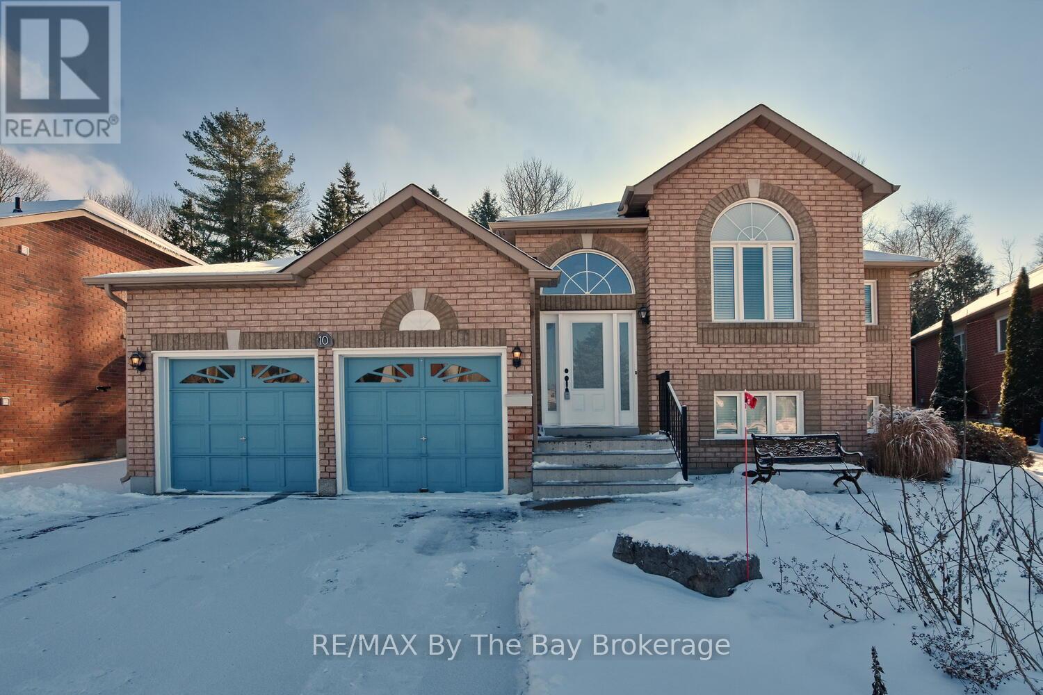 10 CHERRY SANDS CRESCENT, Wasaga Beach, Ontario