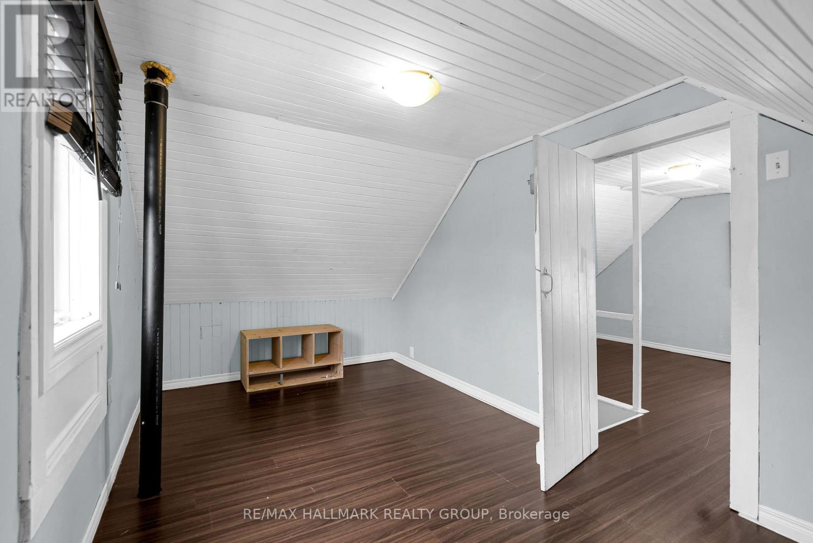 10450 Clark Road, North Dundas, Ontario K0E 1S0 - Photo 21 - X12594726