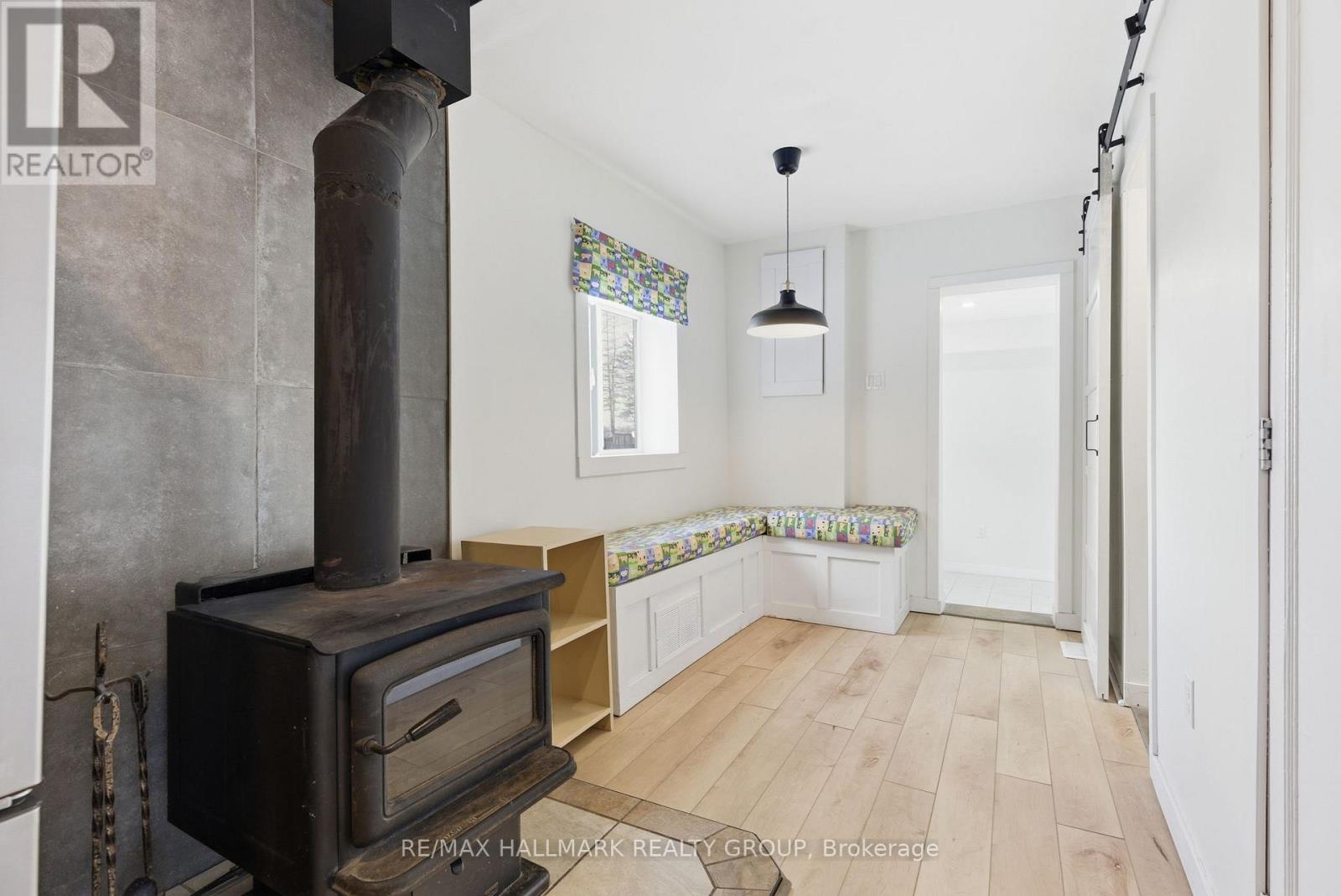 10450 Clark Road, North Dundas, Ontario K0E 1S0 - Photo 4 - X12594726