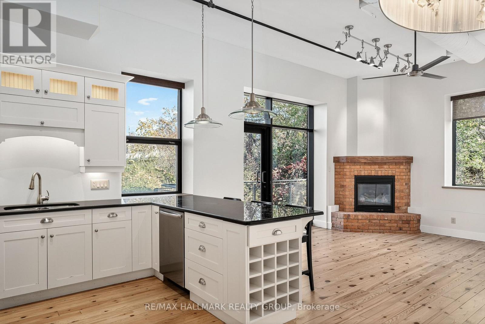 114 - 83 Little Bridge Street, Mississippi Mills, Ontario K0A 1A0 - Photo 6 - X12594728