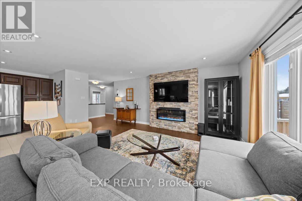 883 Oceane Street, The Nation, Ontario K0A 2M0 - Photo 6 - X12594758