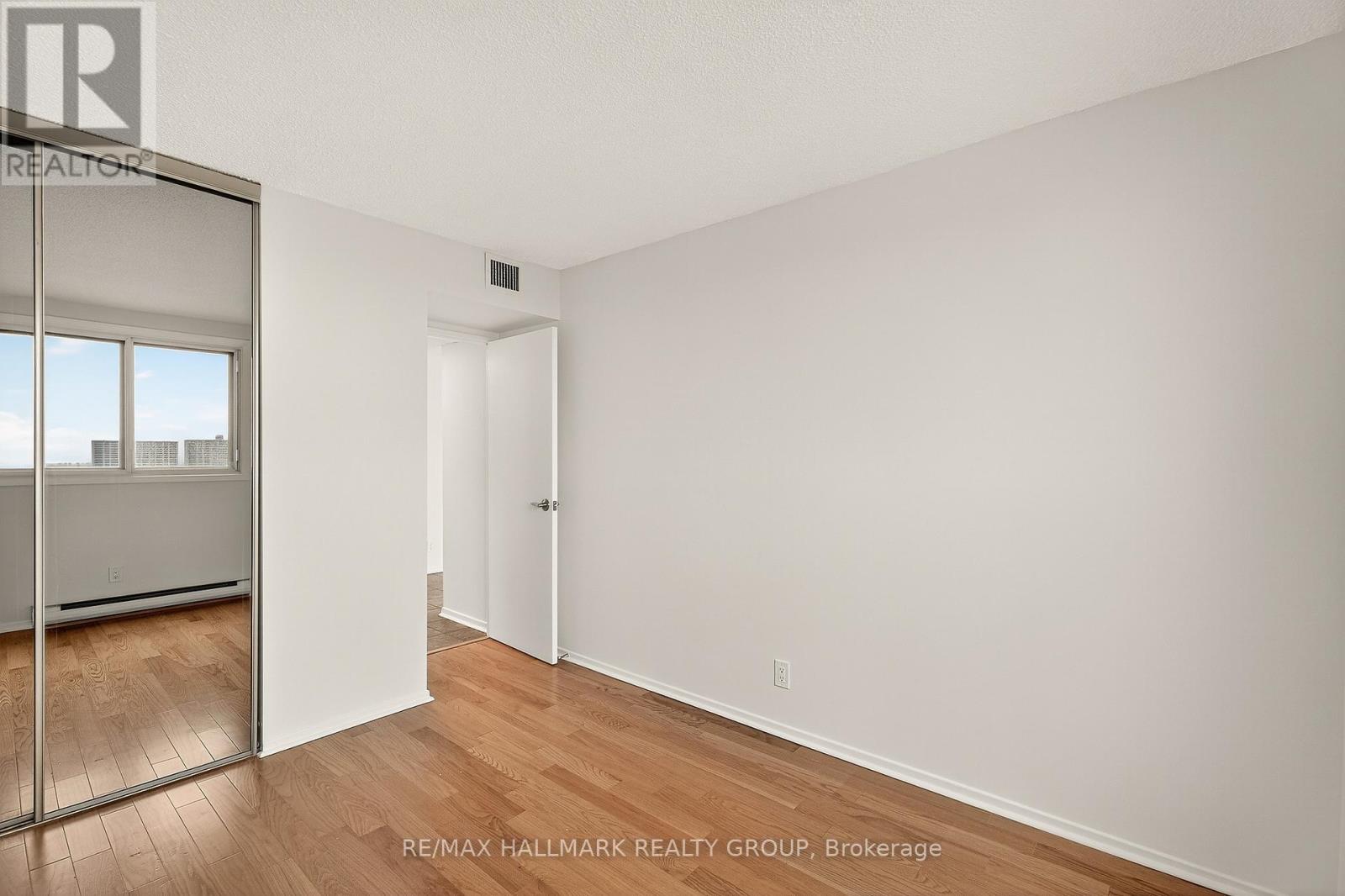 1702 - 1195 Richmond Road, Ottawa, Ontario  K2B 8E4 - Photo 33 - X12594762