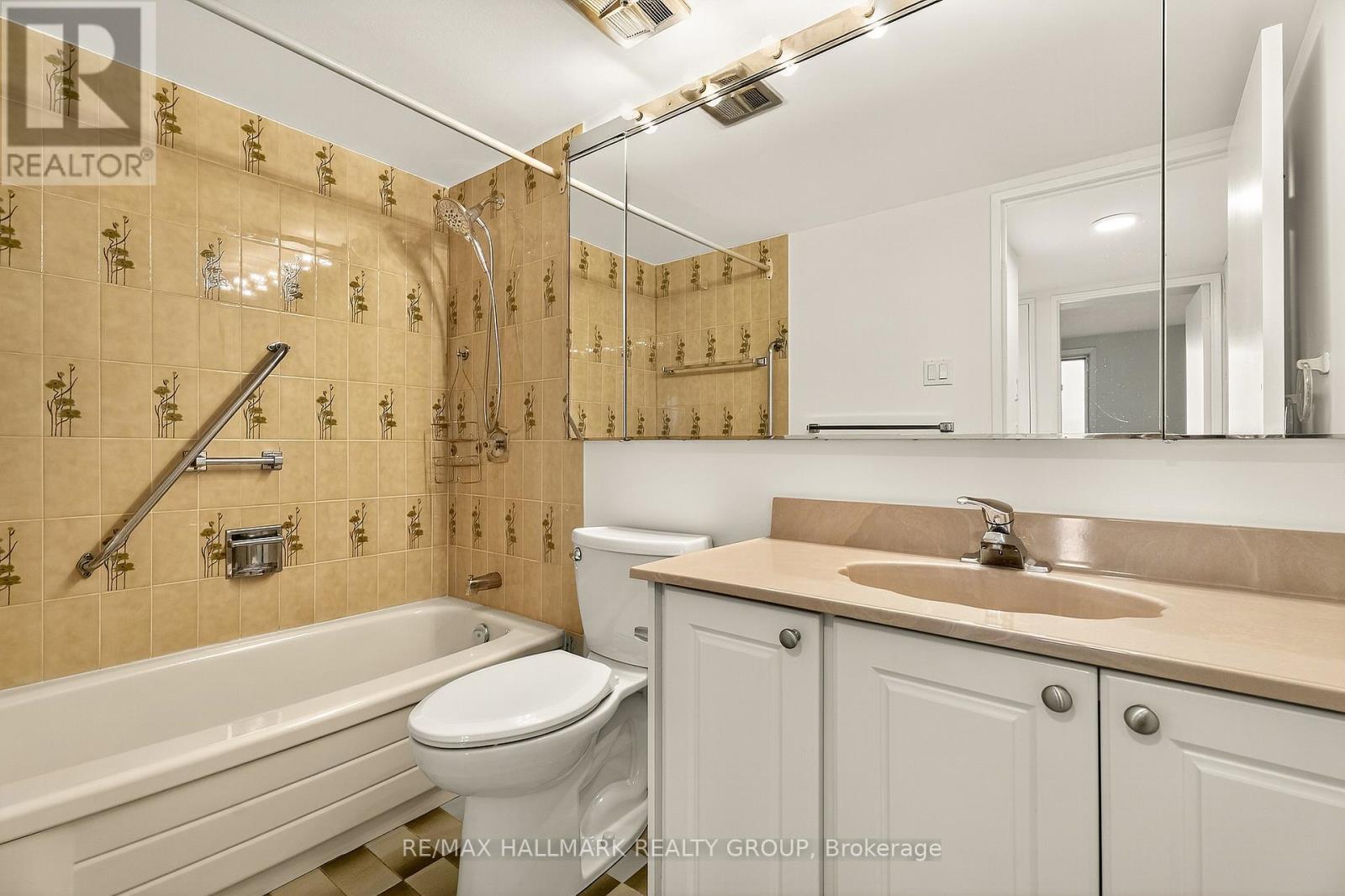 1702 - 1195 Richmond Road, Ottawa, Ontario  K2B 8E4 - Photo 34 - X12594762