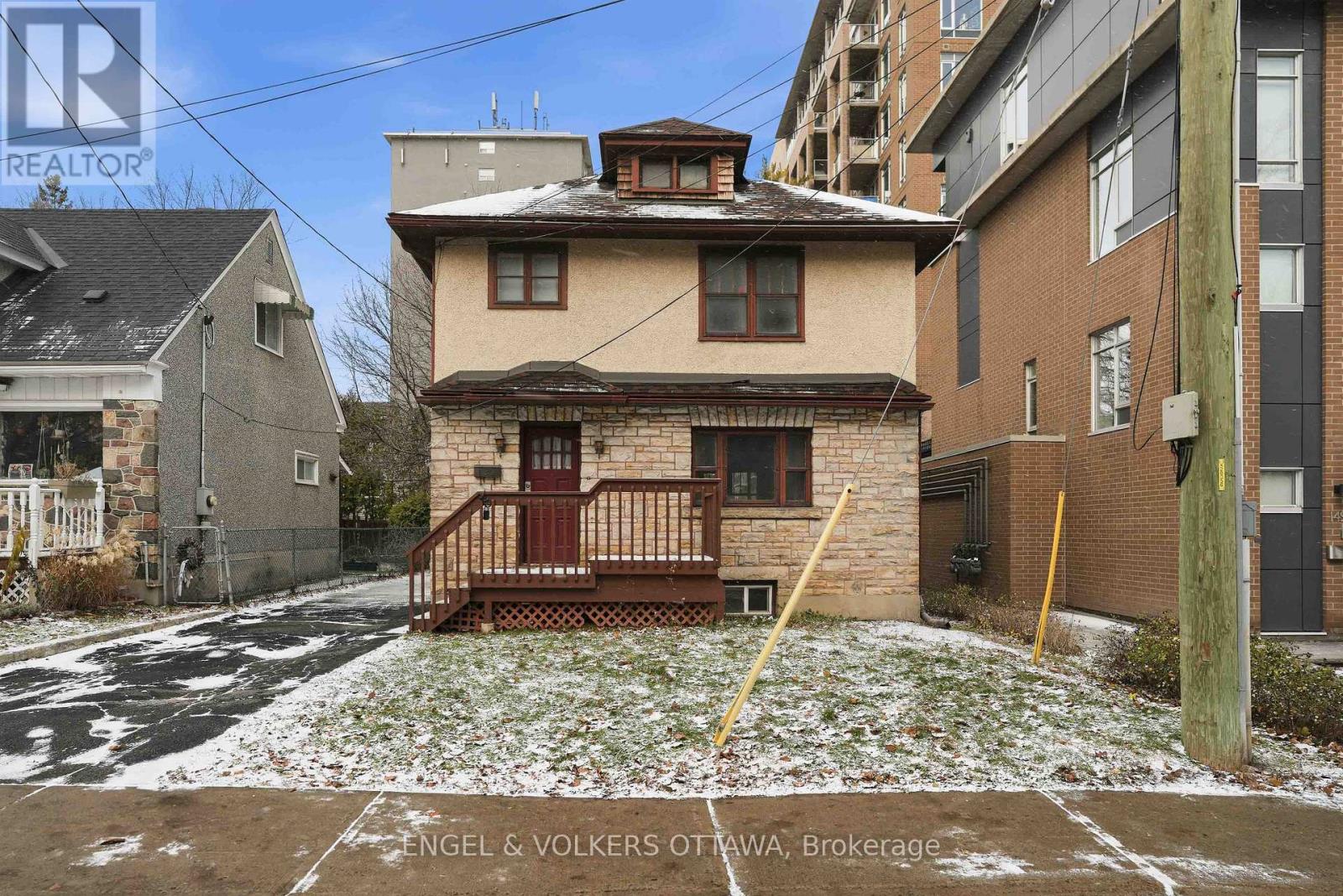 153 Hickory Street, Ottawa, Ontario  K1S 3L9 - Photo 2 - X12594772
