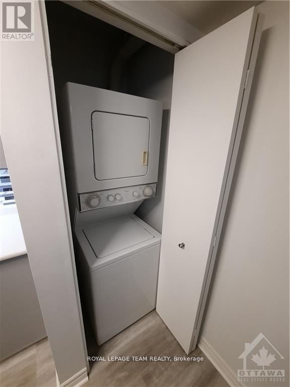 213 316 Lorry Greenberg Drive, Ottawa, Ontario K1T 2P4 - Photo 10 - X12594796