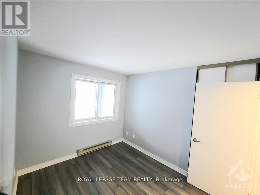 213 316 Lorry Greenberg Drive, Ottawa, Ontario K1T 2P4 - Photo 13 - X12594796