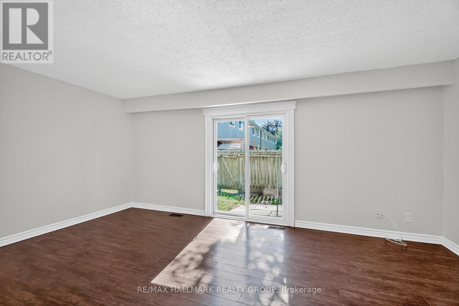 3921c Old Richmond Road, Ottawa, Ontario K2H 8T9 - Photo 11 - X12594858