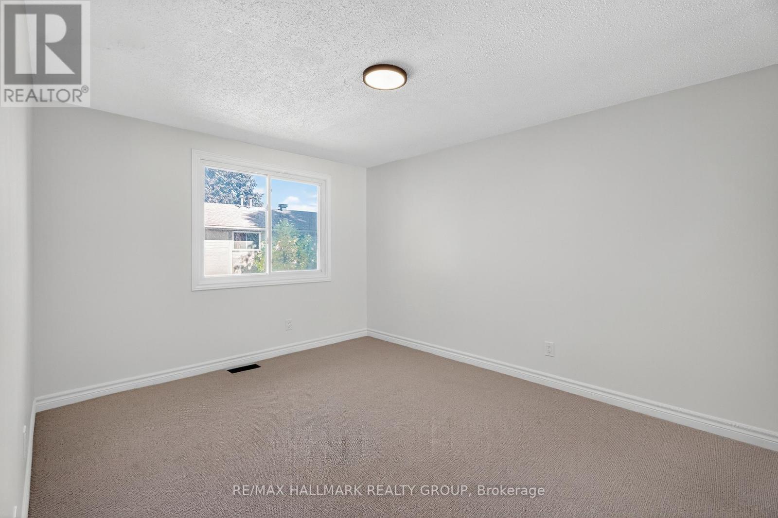 3921c Old Richmond Road, Ottawa, Ontario K2H 8T9 - Photo 19 - X12594858