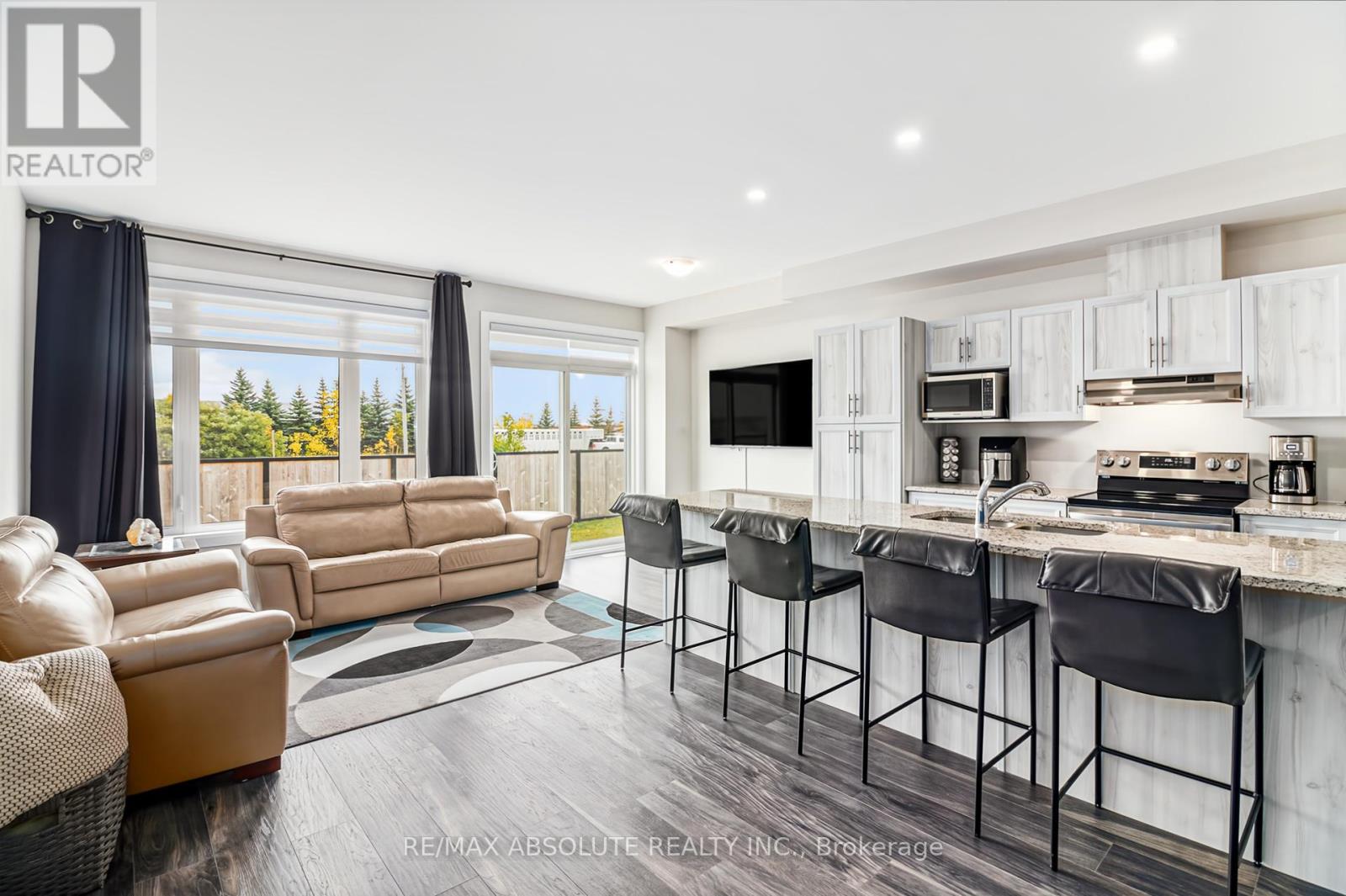 184 Hooper Street, Carleton Place, Ontario K7C 0W2 - Photo 5 - X12594872