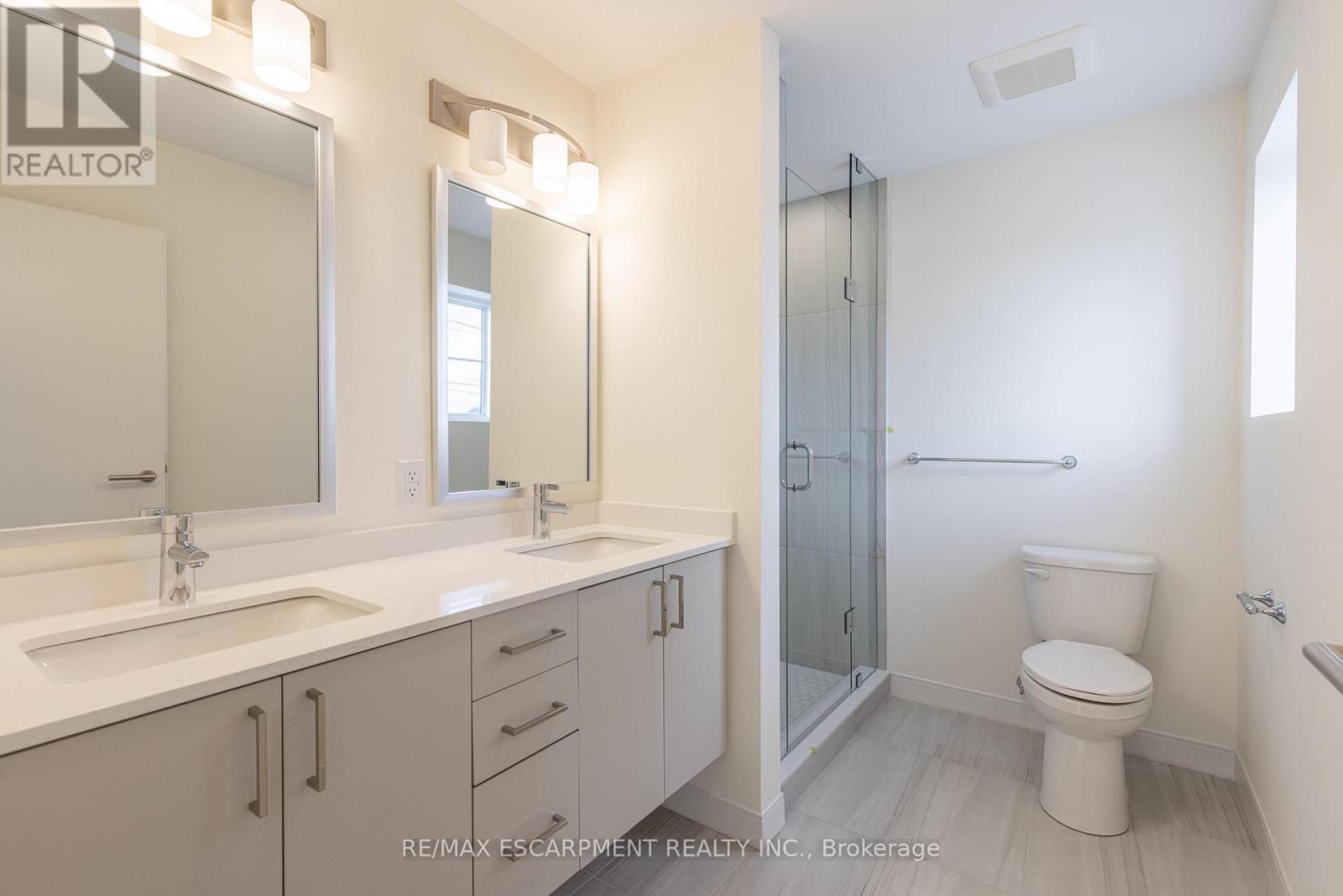 303 - 119 Lincoln Street, Welland, Ontario L3C 6P8 - Photo 15 - X12594636